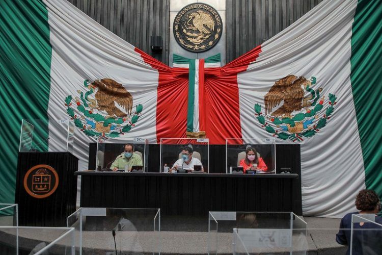 Congreso acuerda comparecencias para la glosa del IV Informe de Gobierno de Carlos Joaquín