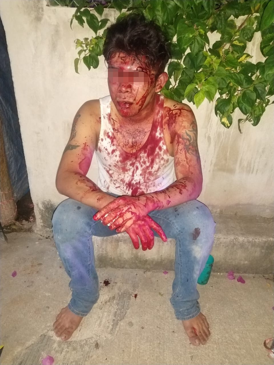 Abandonan a sujeto en la colonia Caribe