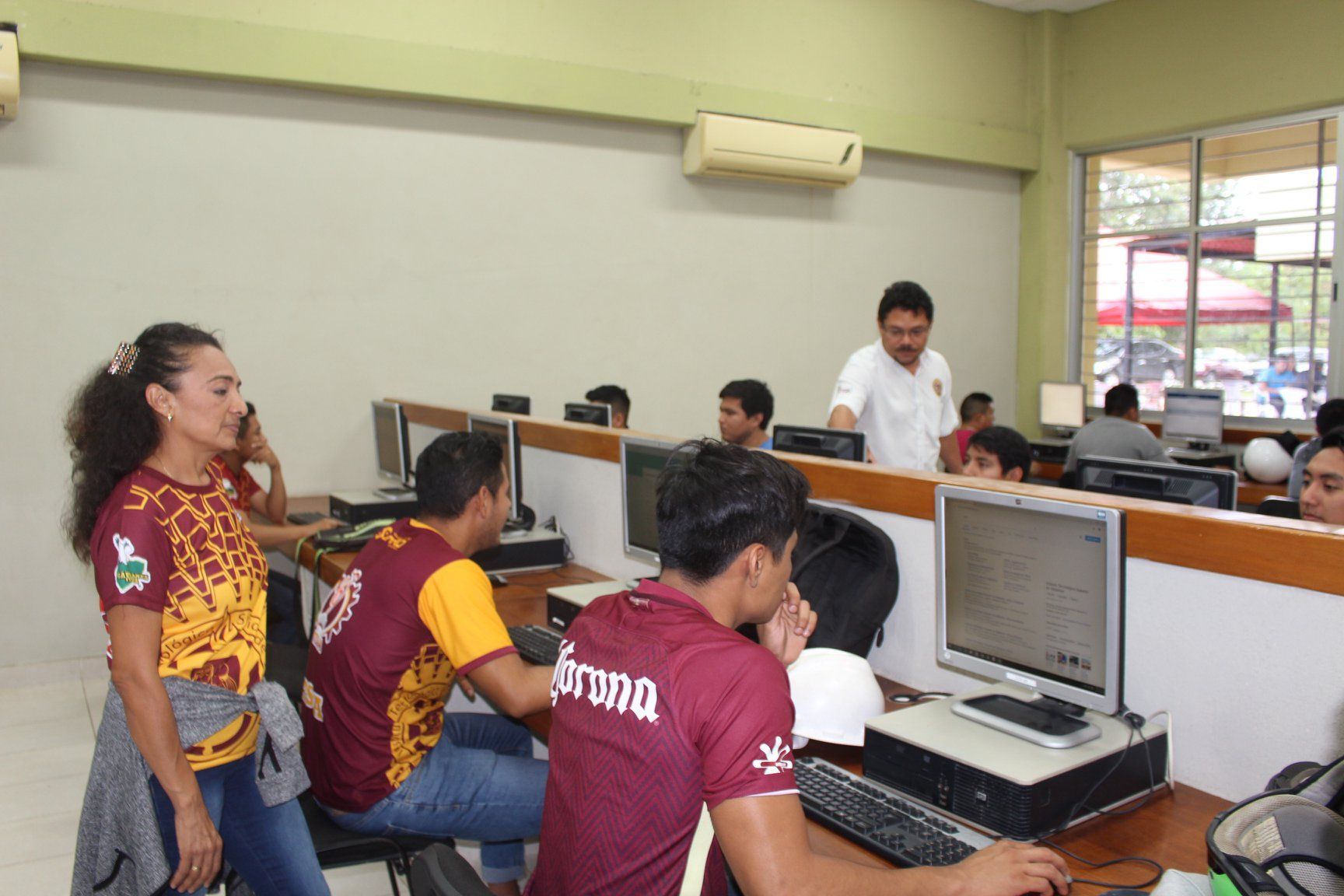 Evaluación docente para mantener la calidad educativa