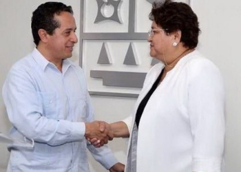 La política y sus demonios: Blindan a la titular de Sefiplan/Oficialía Mayor con minicomparecencia