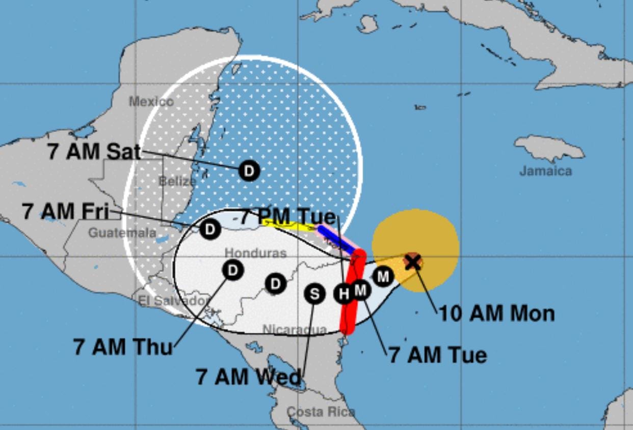 Eta se intensificó a #Huracán Categoría 2