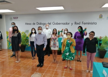 A pesar de los disturbios y toma del poder legislativo, Carlos Joaquín reanuda diálogo  con red feminista