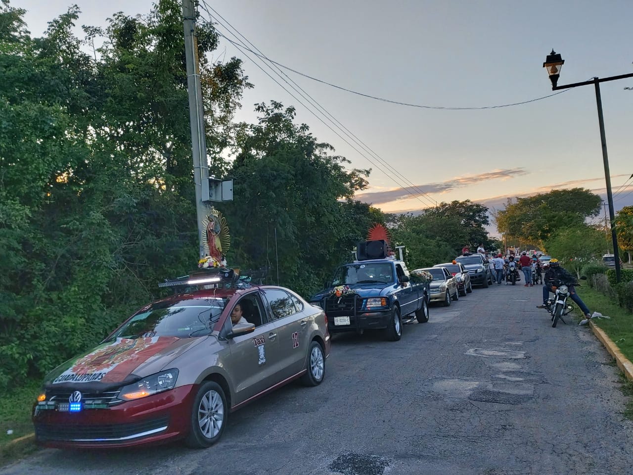 Las circunstancias no han impedido que pierdan la fe