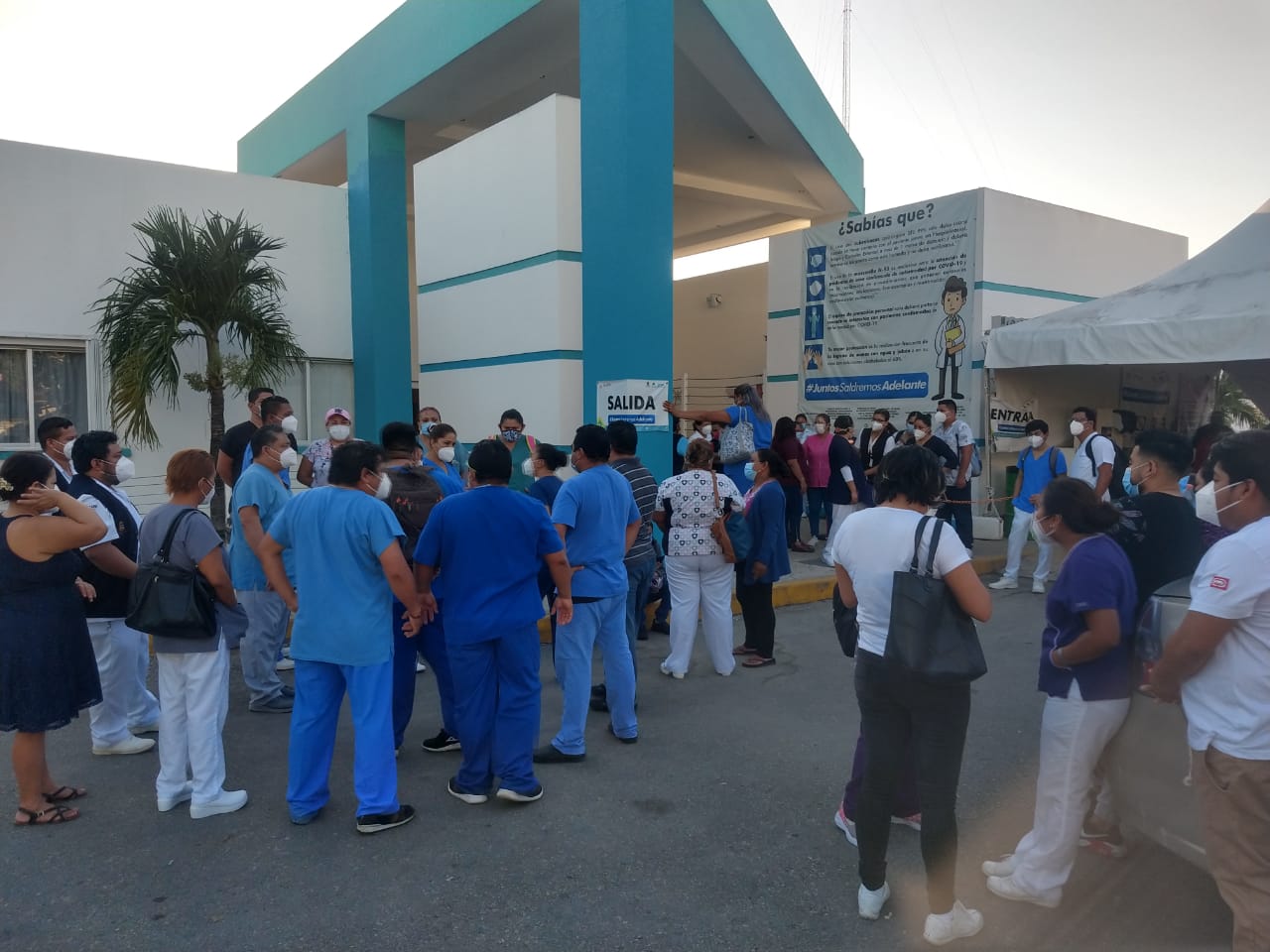 Paro laboral en el hospital general de Chetumal