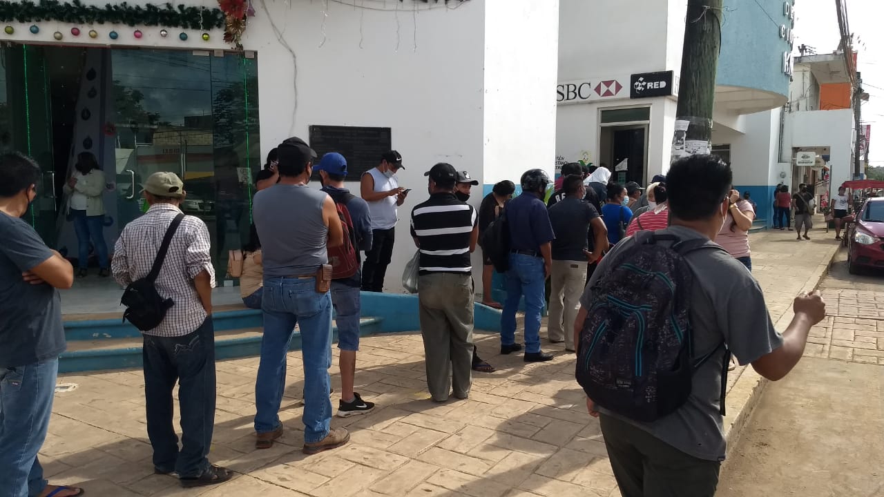 Pago de apoyos ha generado la concentración en la zona céntrica de la cabecera municipal