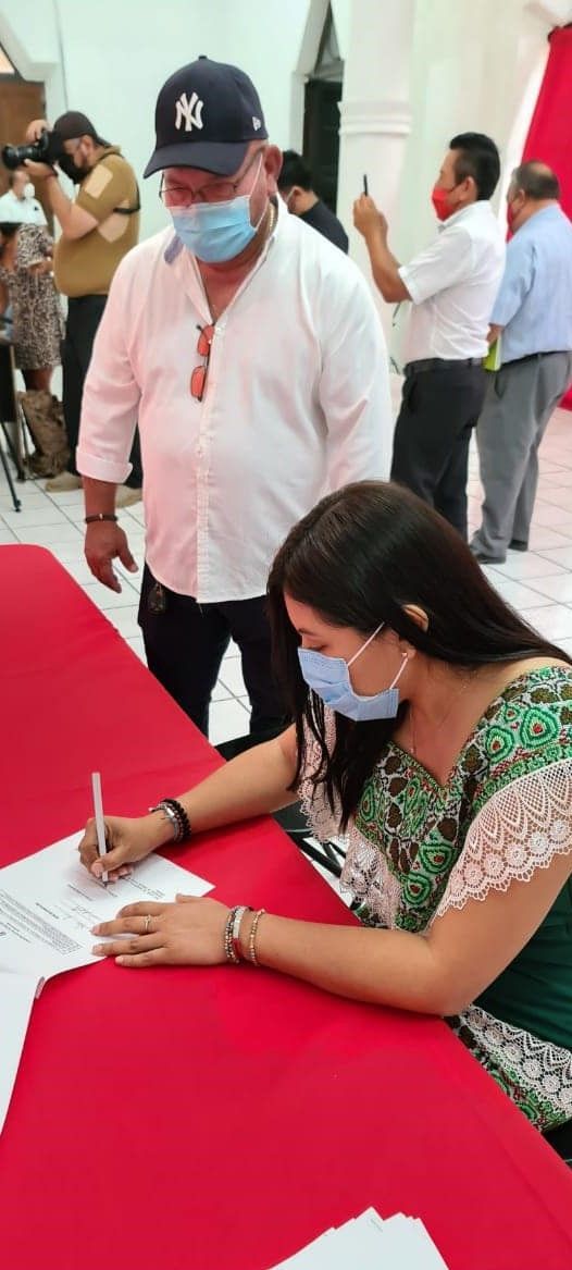 Yamili Cupul, va por la consolidación del desarrollo y avance de Uayma