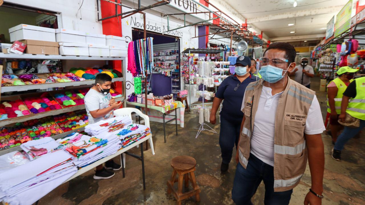Se realizan operativos para exhortar a cumplir con las normas de sanidad para evitar el COVID-19