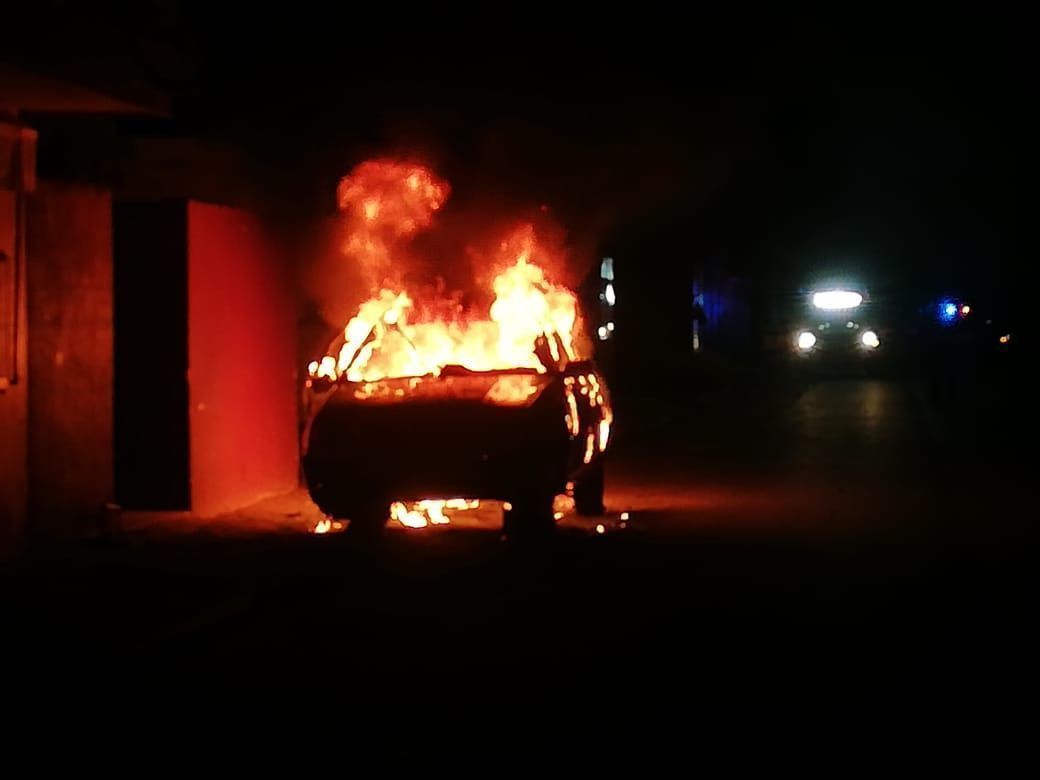 Se incendia vehículo en Chetumal