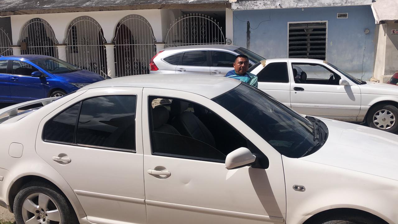 Intensa movilización policíaca tras reporte que un vehículo perseguía a un funcionario municipal