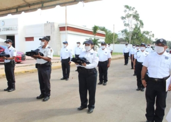 Sofía Alcocer da “manotazo caciquil” a policías inconformes