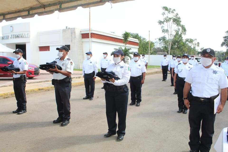 Sofía Alcocer da “manotazo caciquil” a policías inconformes