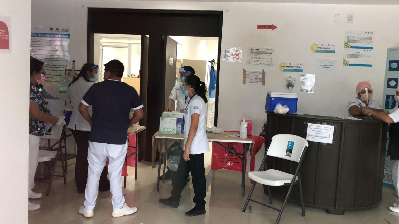 HG Felipe Carrillo Puerto inició la aplicación de vacunas antiCovid 19 para el personal médico y enfermería