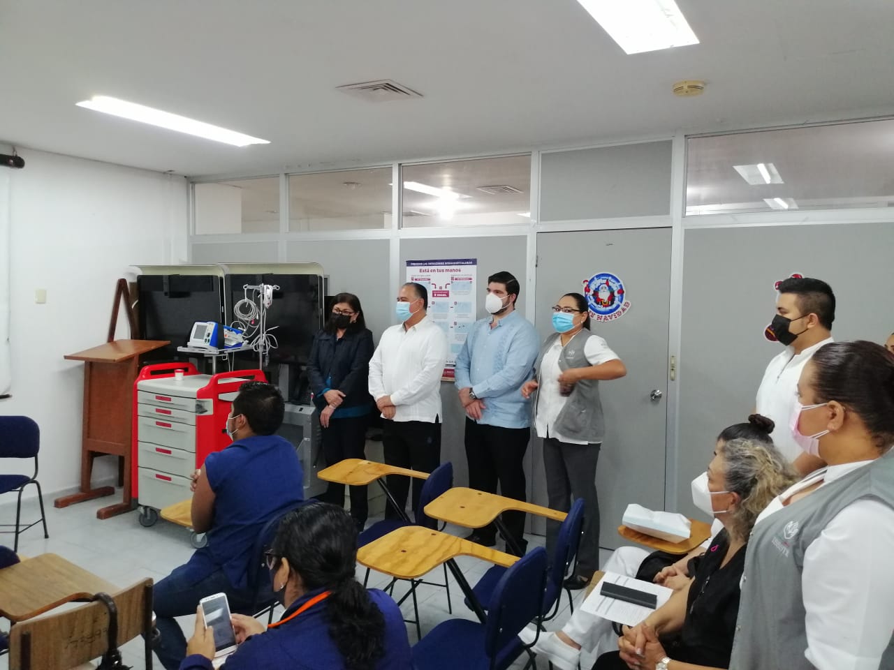 Aplica el ISSSTE Quintana Roo 472 vacunas al personal de primera línea de batalla contra la pandemia