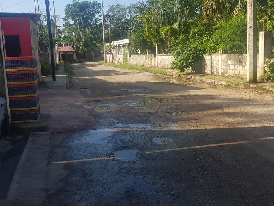 Lamentan en Temozón el estado en que se encuentra la infraestructura vial