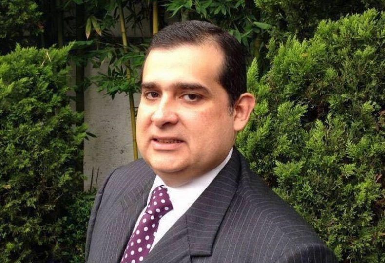 El gobernador Carlos Joaquín designa a Fernando Mora encargado de la Coordinación General de Comunicación