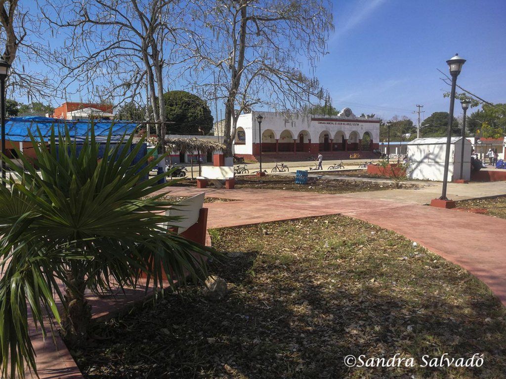 Ayuntamiento mantiene abierto canal de dialogo y comunicación con los habitantes de Xocén