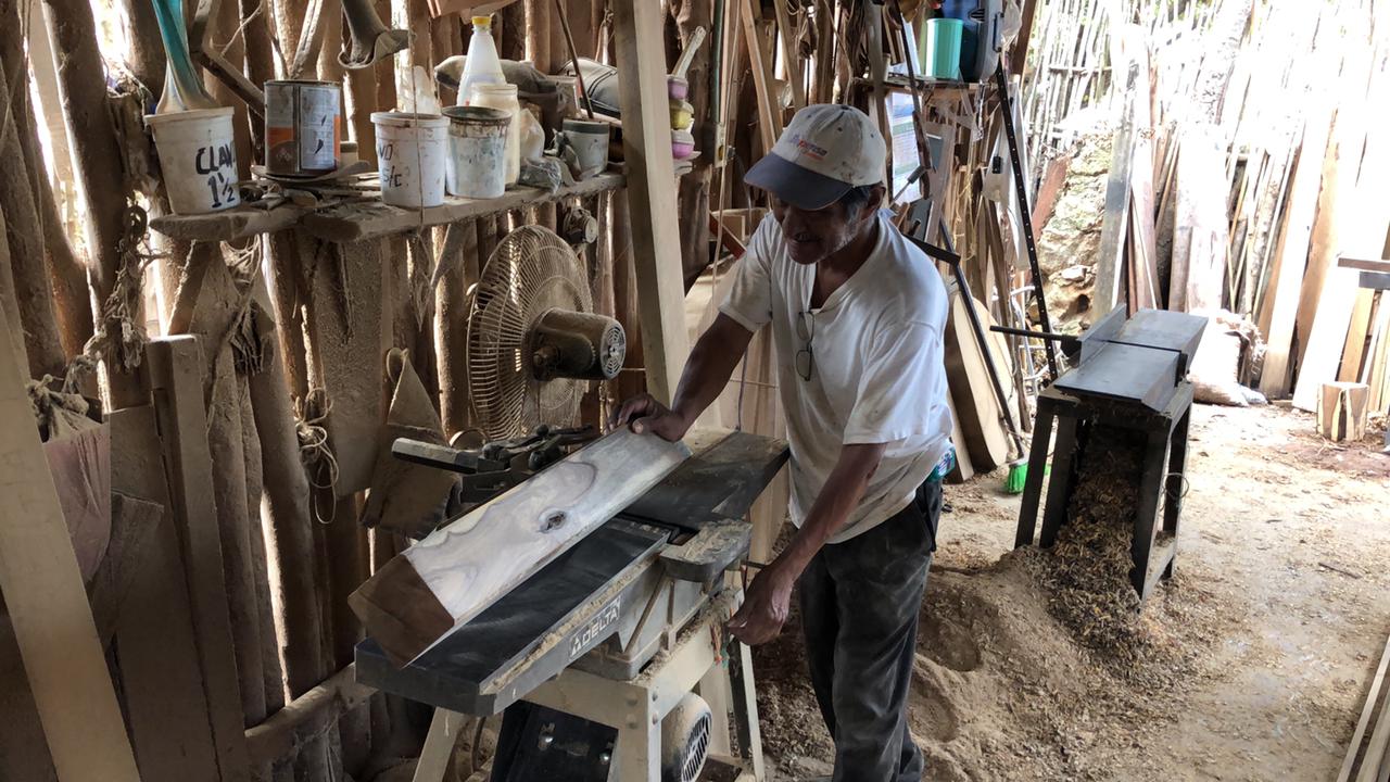 La elaboración de muebles de madera se mantiene como un buen negocio