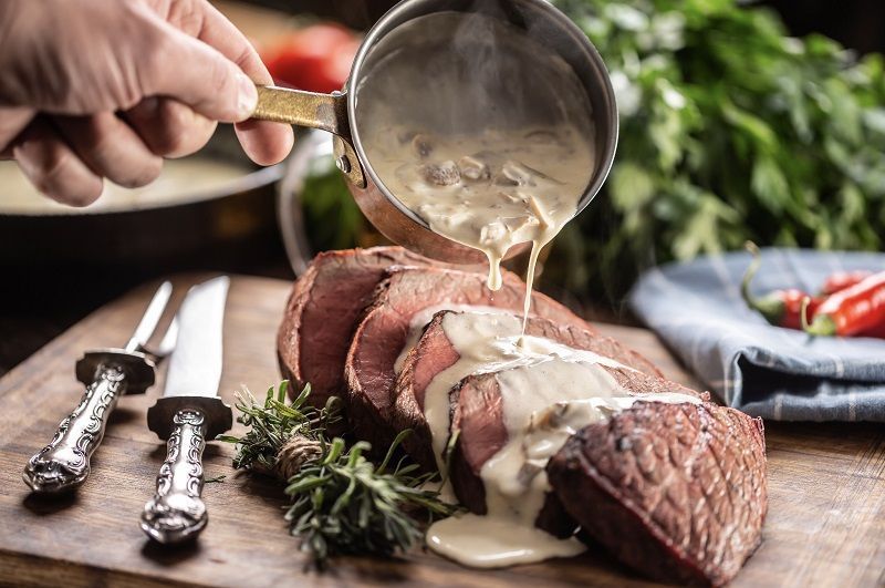 Celebra el 14 de febrero con una cena romántica creada por el chef Mikel Alonso
