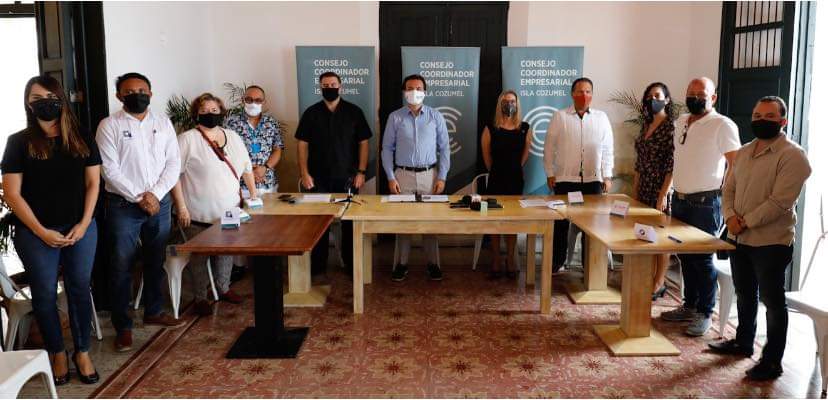 Empresarios cozumeleños y Pedro Joaquín Delbouis, piden a López Obrador emitir un decreto de emergencia económica para la isla