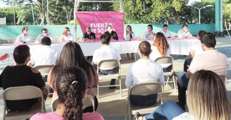 ¡Con la fuerza de la gente!