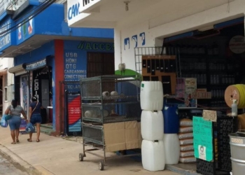 CANACO: informa comercios continúan funcionando con el mismo aforo de personas y el horario habitual