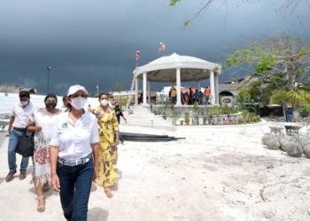 Homenajean a Pioneros de Puerto Morelos