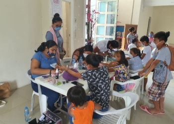 Brigada de jóvenes Leo llega a colonia Generación 2000 de Cancún
