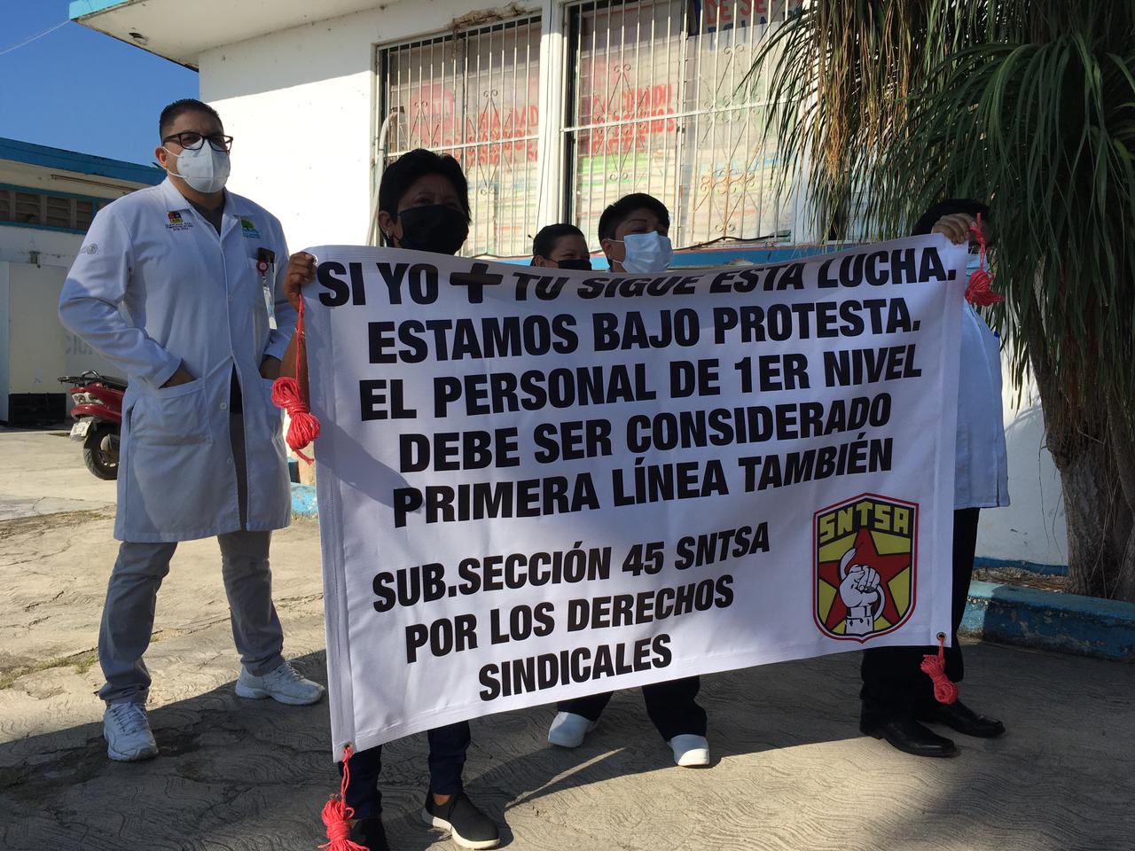 Insisten trabajadores de la JS3 en ser vacunados contra el COVID-19, ante el riesgo a su salud
