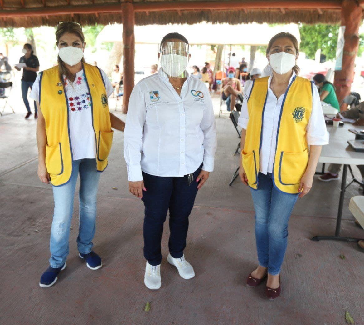 Club de Leones Cancún Turquesa lleva brigada de salud a Puerto Morelos