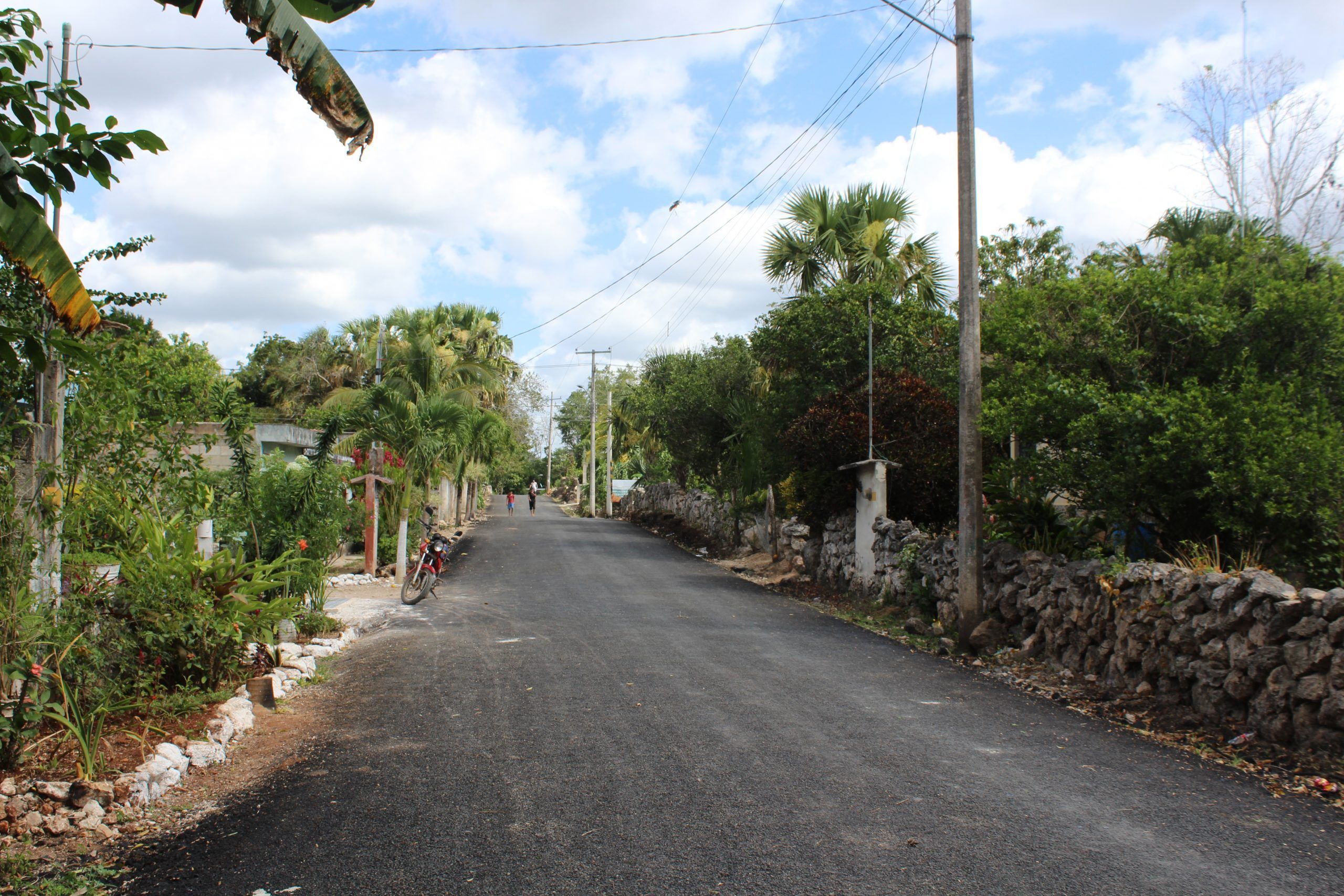 Autoridades municipales siguen escuchando y atendiendo peticiones añoradas en materia de infraestructura vial