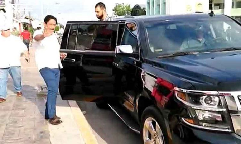 Otoniel Segovia y su “himno” a la soberbia; difunde corrido en su “honor”