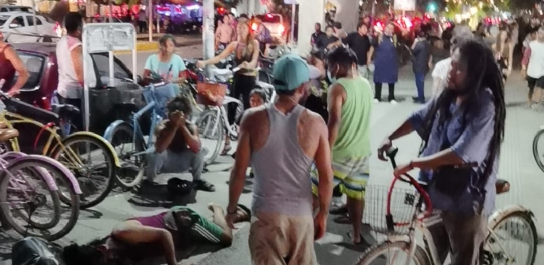 Balacera en antro del centro de Tulum; un muerto y tres lesionados el saldo
