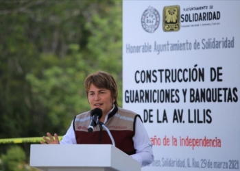 Laura Beristain mejora vialidades en sector poniente de Playa del Carmen