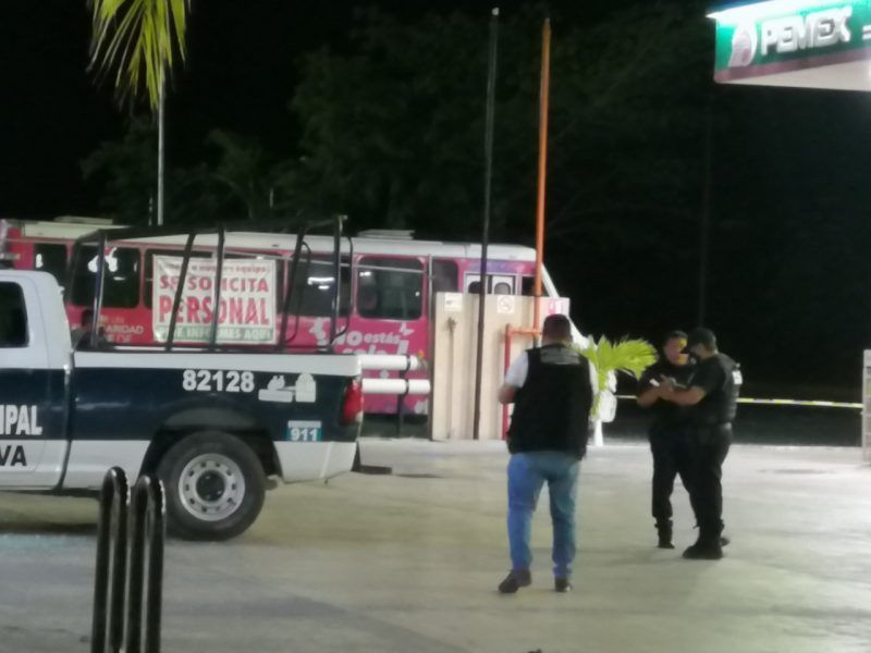 Detienen a sujetos acusados de balear policías en Playa del Carmen