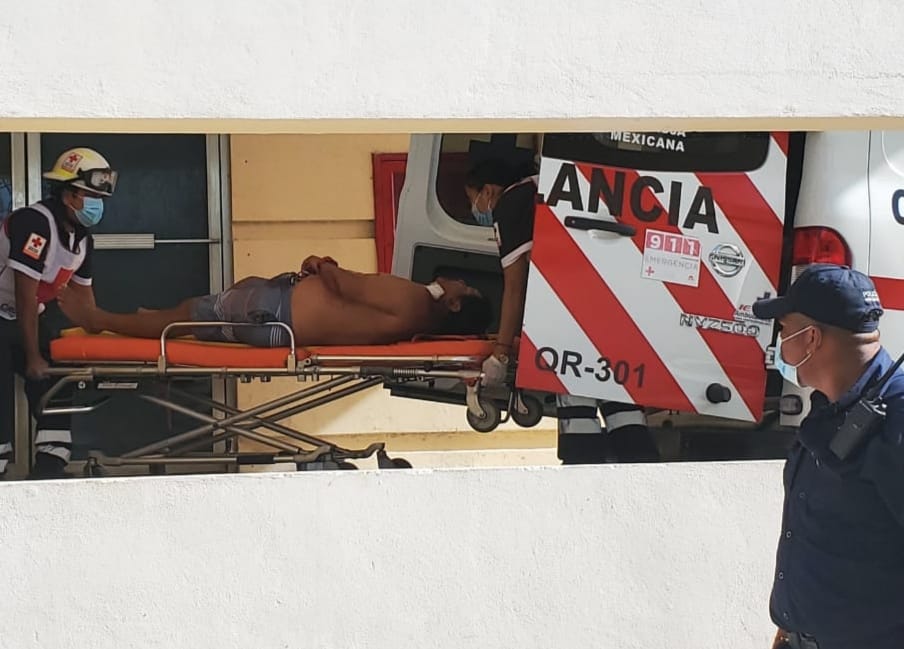 Sujeto mata a balazos a una mujer en “disco bar” de Isla Mujeres