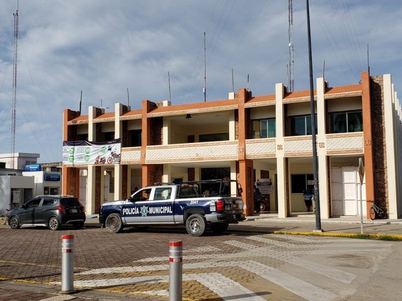 Síndica del Ayuntamiento de Felipe Carrillo Puerto acusa al alcalde de llenar nómina con «aviadores»