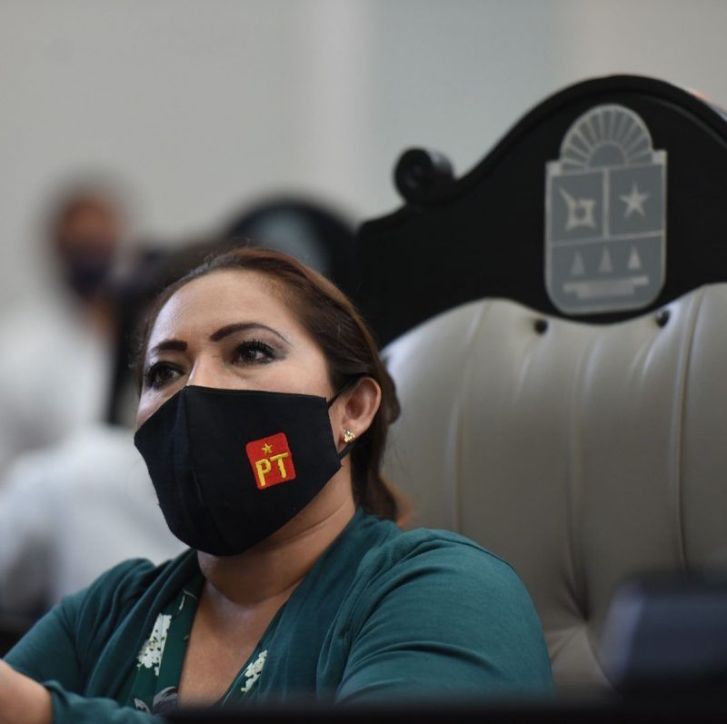 Tras salida del PT, la diputada Ana Pamplona se va con el PRD