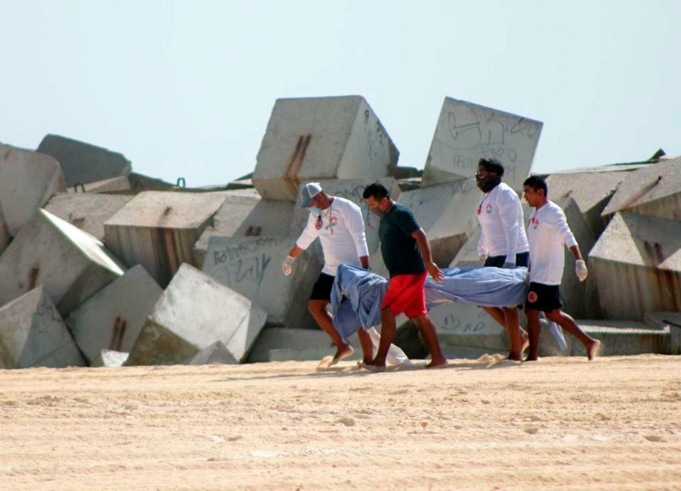 Mueren ahogados dos trabajadores en Punta Cancún