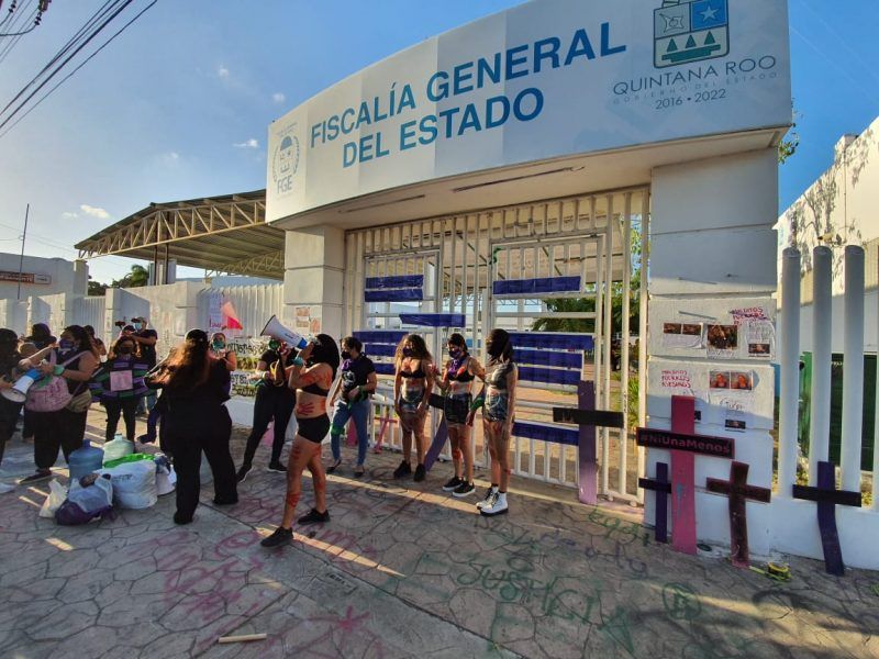 Se manifiestan redes feministas en Chetumal