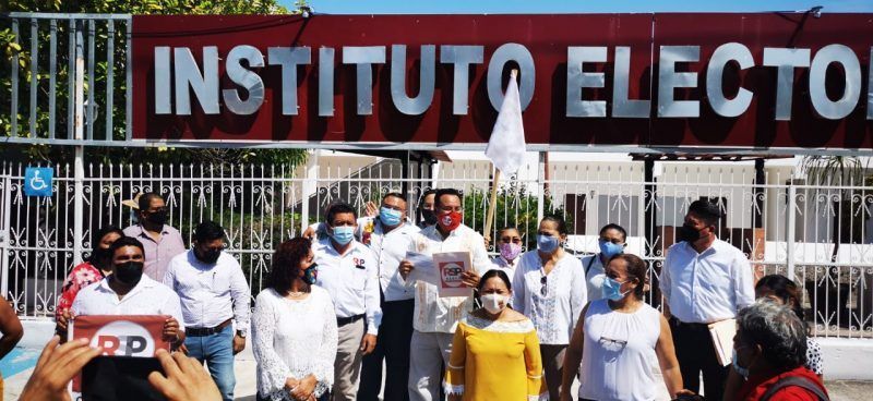 RSP registra a José Ángel Muñoz ante el IEQROO como candidato a Presidente Municipal de OPB