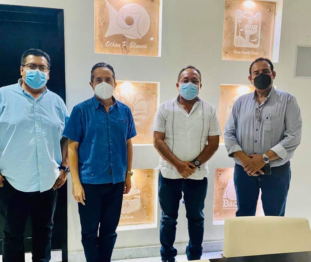 Ser reúnen lideres cañeros y ganaderos con Carlos Joaquín