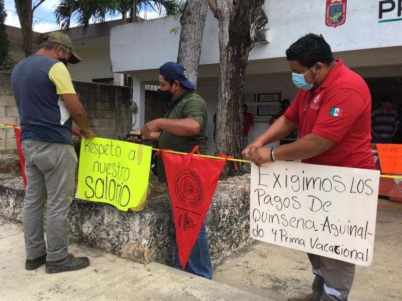 Empleados del ayuntamiento de FCP se manifiestan por la falta de pago de sus salarios