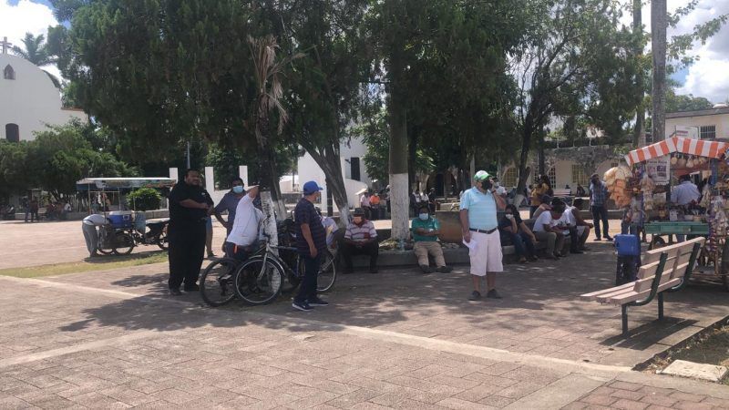 Trabajadores del ayuntamiento de FCP se manifestaron por falta de pago de su quincena