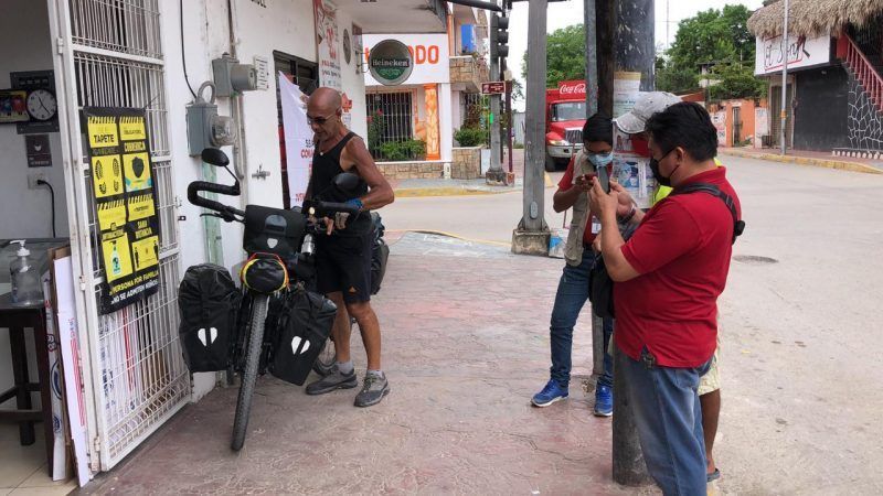 Joseba Etxebarria pretende darle la vuelta al mundo en bicicleta