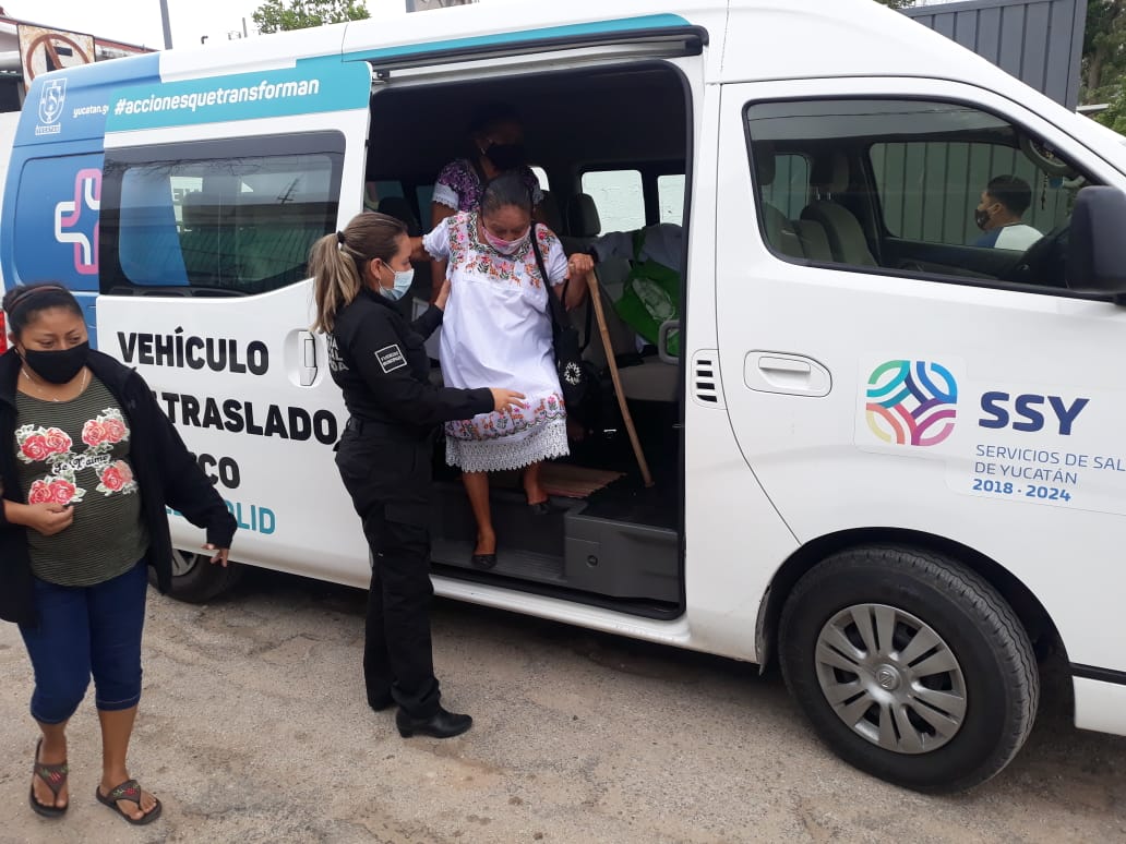 Apoyo municipal para que adultos mayores de comisarías puedan recibir la vacuna AntiCovid