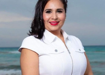 Pide licencia Mayuli Martínez en el Senado