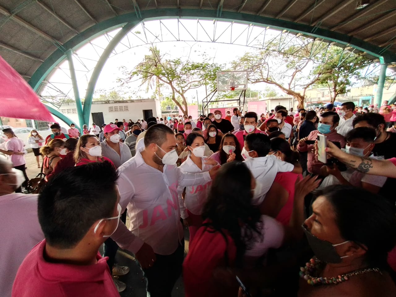 Arranca campaña Issac Janix con medidas sanitarias y propone separarse del Mando Único