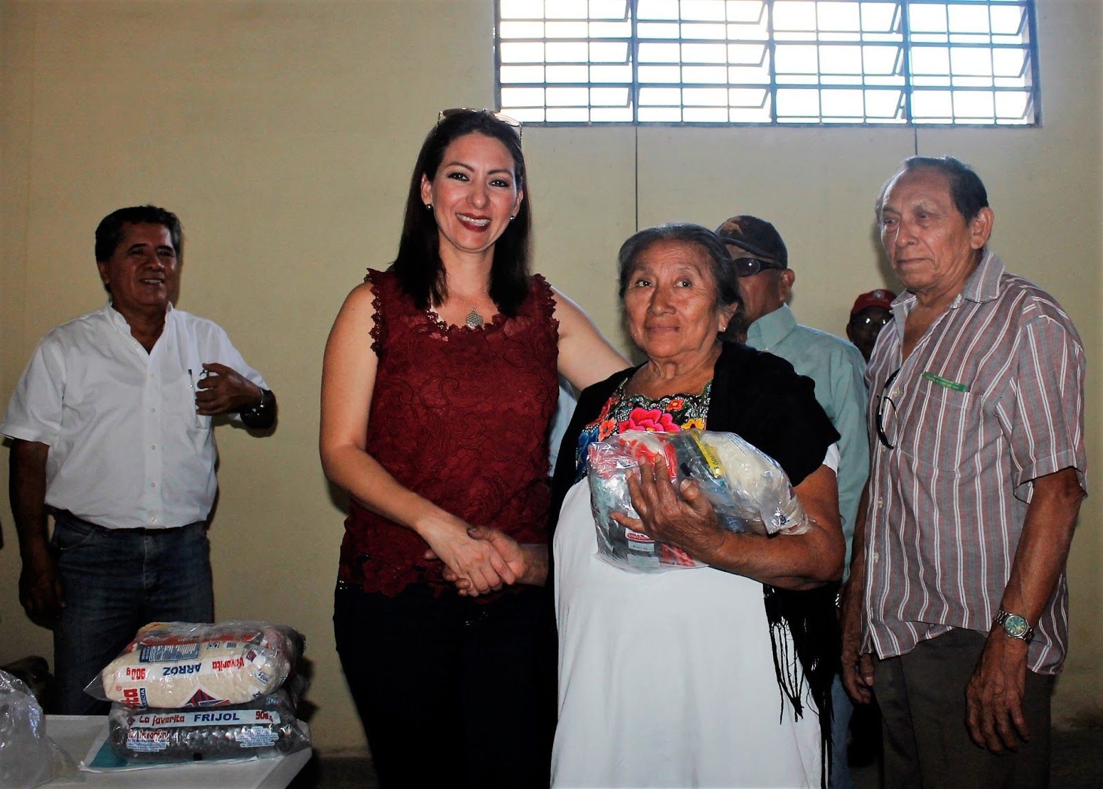MORENA Yucatán respalda la candidatura de la maestra Alpha Tavera Escalante
