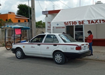 Medida del Gobierno de Q.Roo dejaría sin empleo a unos 60 taxistas cardenenses