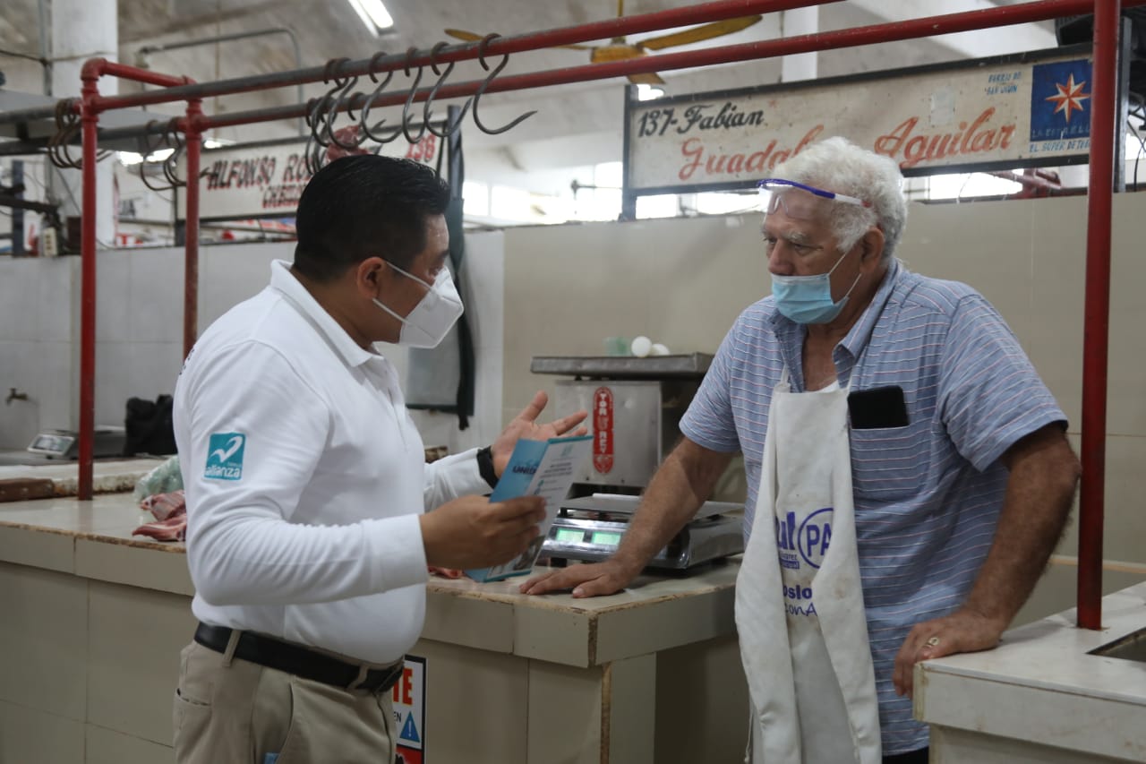 Locatarios del Mercado Donato Bates respaldan a Alfredo Fernández, candidato a la alcadía de Valladolid por la coalición PAN – Nueva Alianza